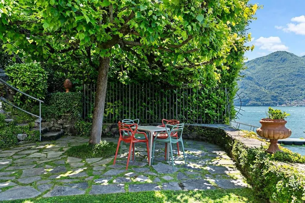 Villa Vignola On Lake Como Lenno Italy